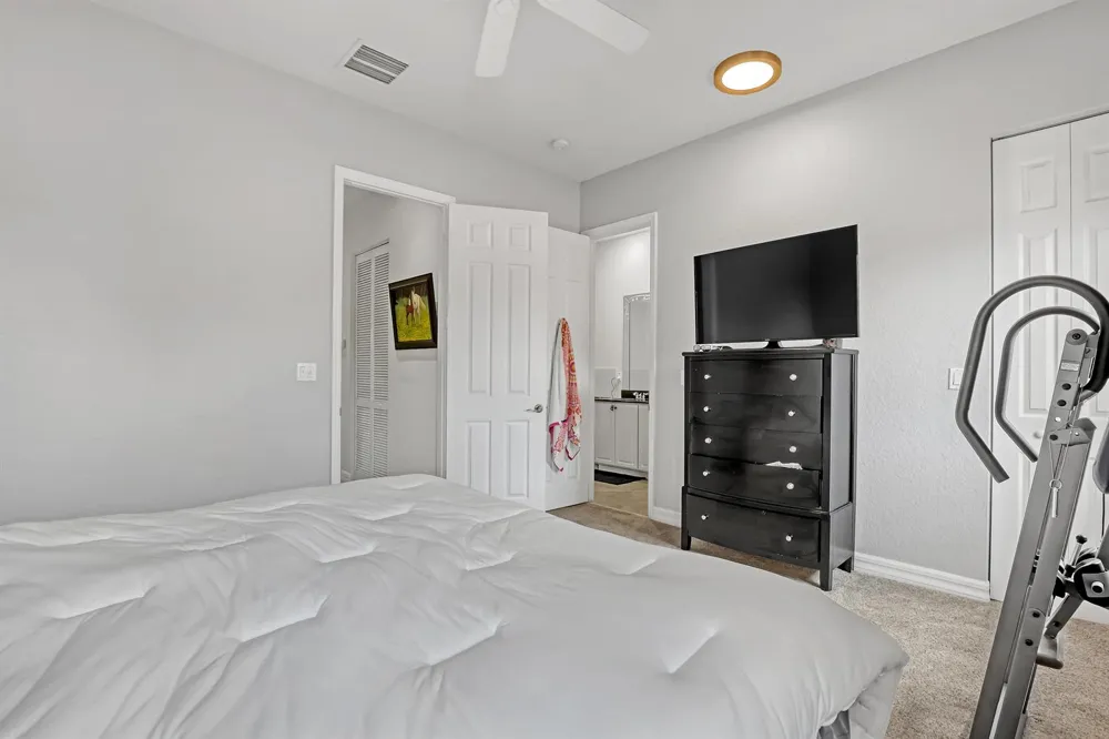 563 DAKOTA DRIVE Jupiter, FL 33458
