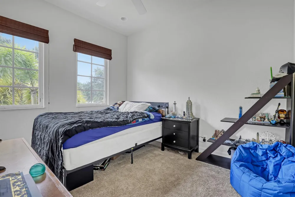 563 DAKOTA DRIVE Jupiter, FL 33458