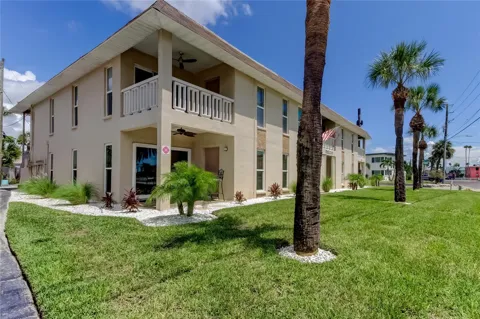 7003 SUNSET WAY #1
