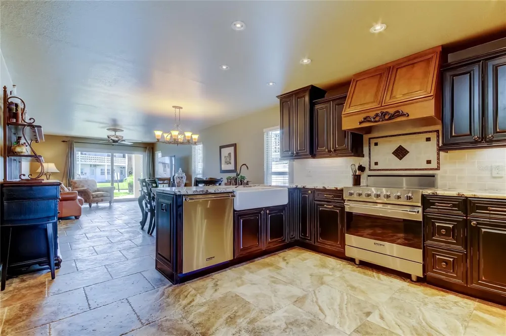 7003 SUNSET WAY #1 St Pete Beach, FL 33706