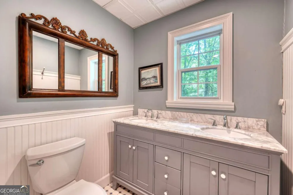 860 Ramey Mountain RD Hiawassee, GA 30546