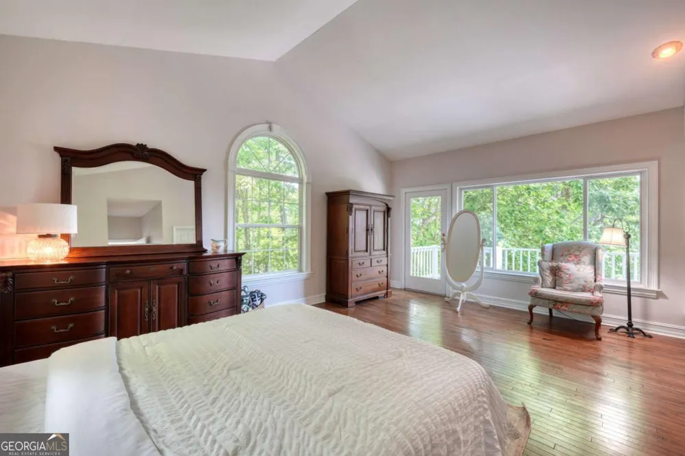 860 Ramey Mountain RD Hiawassee, GA 30546