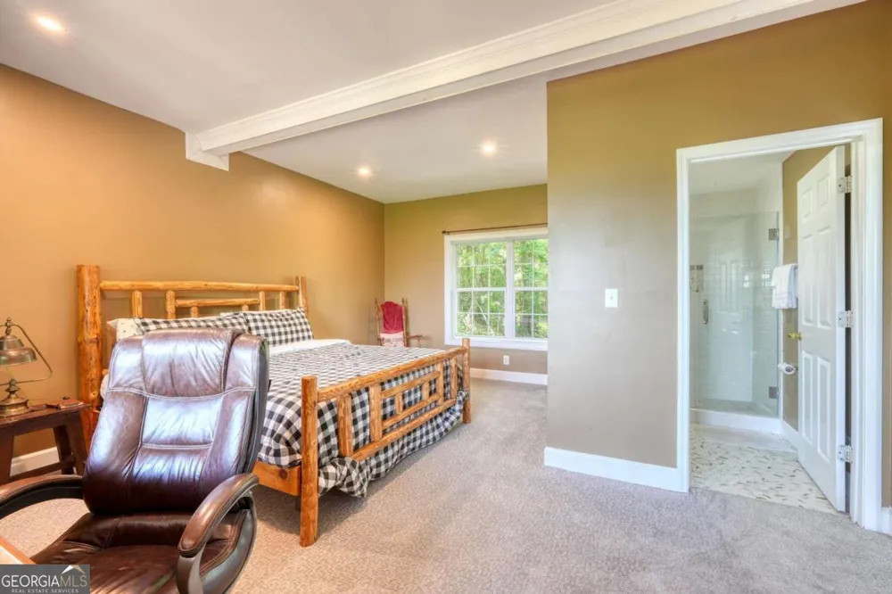 860 Ramey Mountain RD Hiawassee, GA 30546