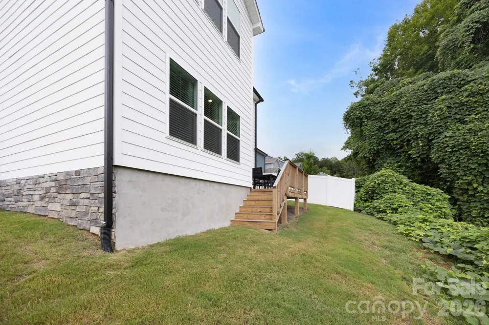 5256 Piedmont Run Road Mount Holly, NC 28120