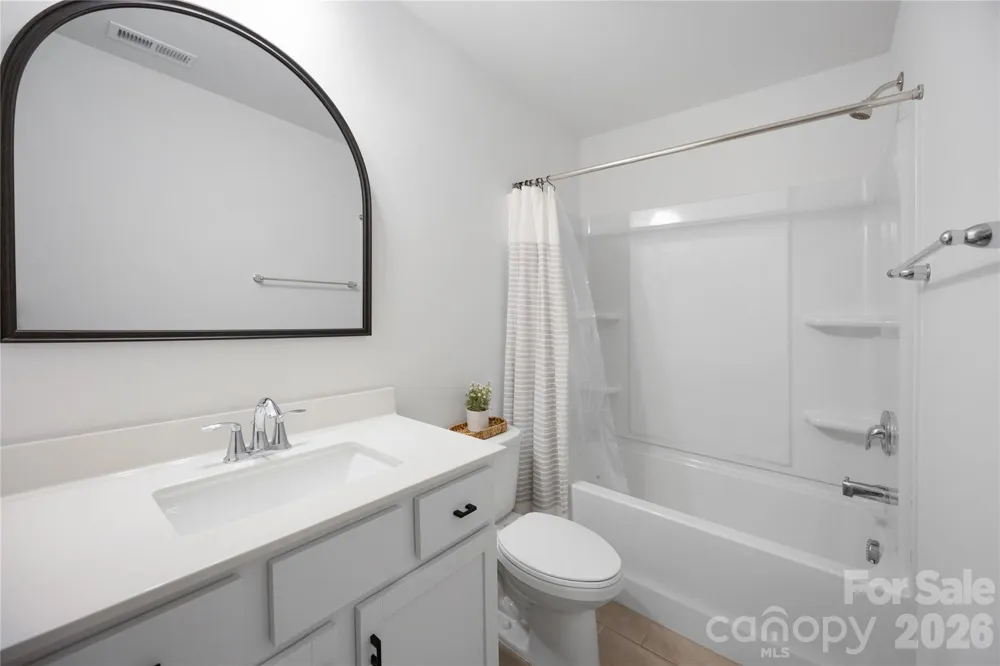 5256 Piedmont Run Road Mount Holly, NC 28120