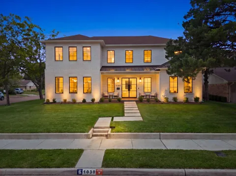 1030 Chamboard Lane