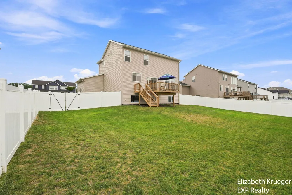 6673 Maria Drive Hudsonville, MI 49426