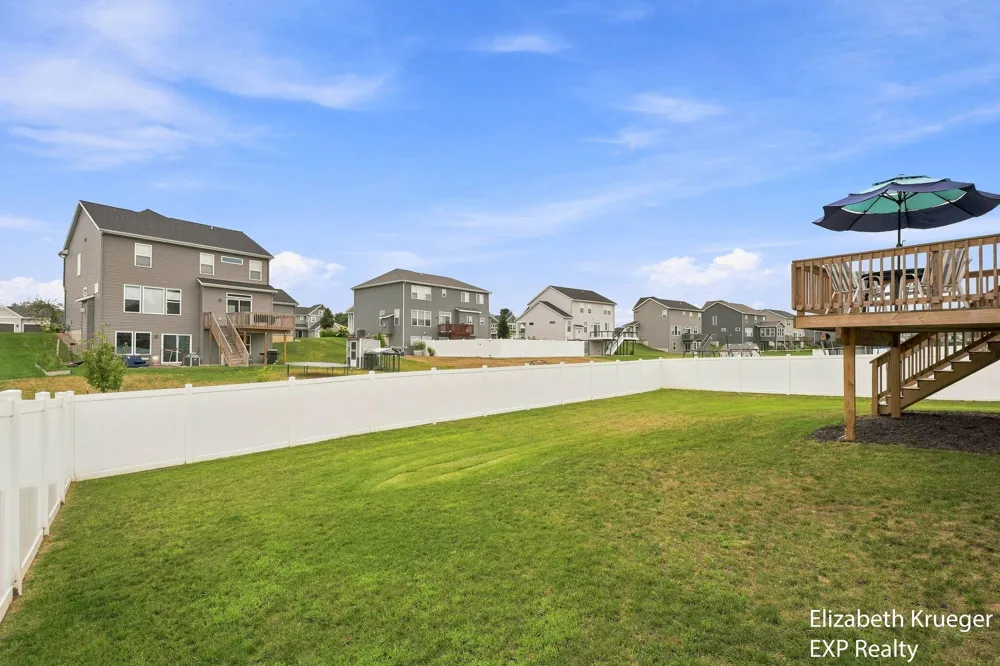 6673 Maria Drive Hudsonville, MI 49426