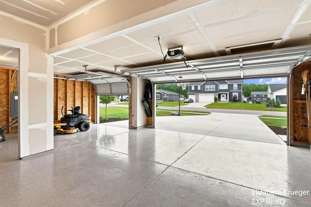 6673 Maria Drive Hudsonville, MI 49426