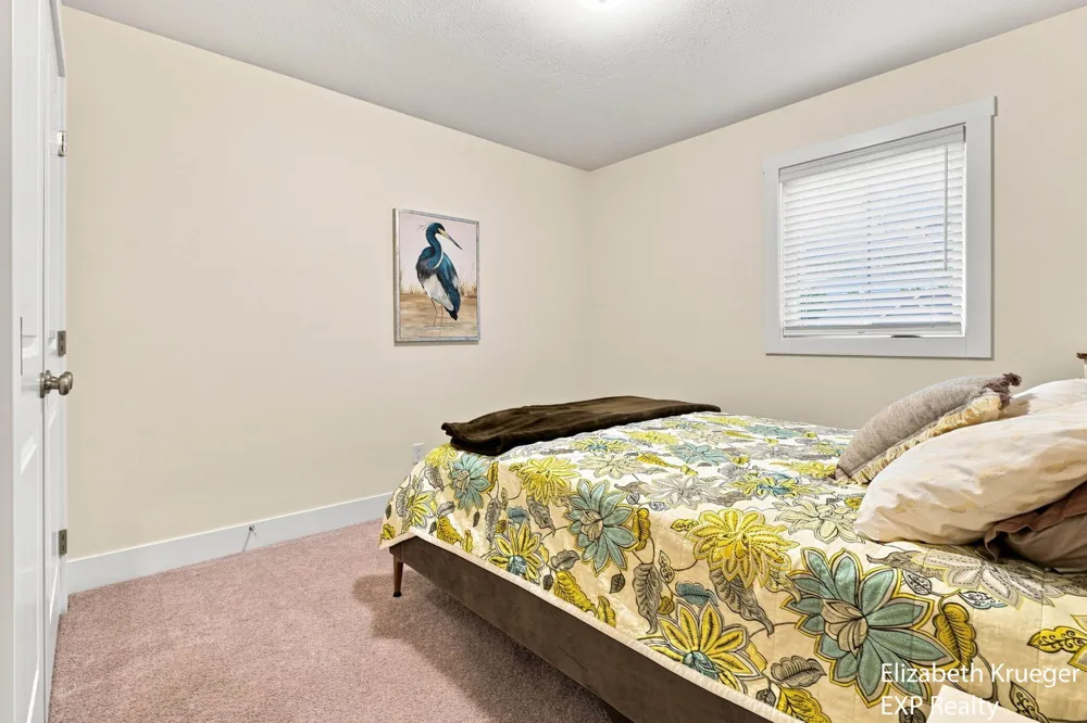 6673 Maria Drive Hudsonville, MI 49426
