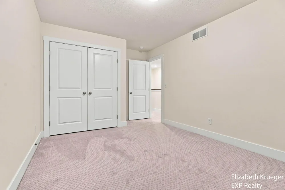 6673 Maria Drive Hudsonville, MI 49426