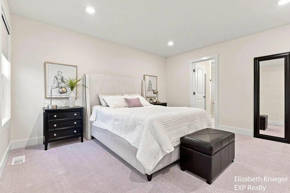 6673 Maria Drive Hudsonville, MI 49426