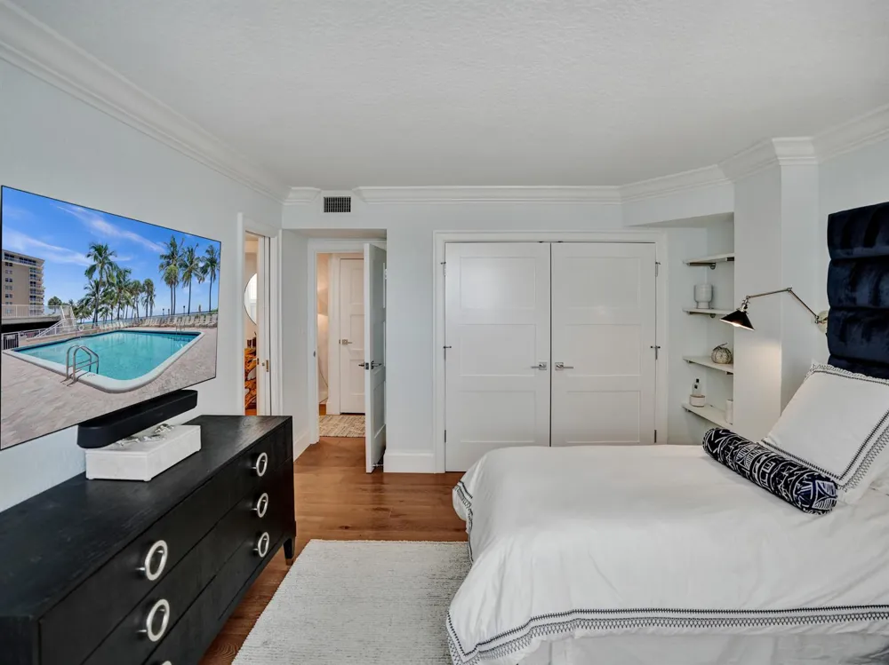 1051 Hillsboro Mile #510e Hillsboro Beach, FL 33062