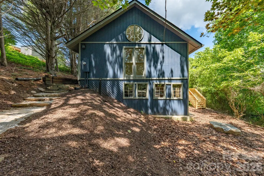 366 Cabin Hollow Drive Marshall, NC 28753