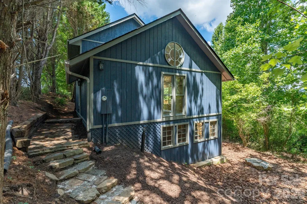366 Cabin Hollow Drive Marshall, NC 28753