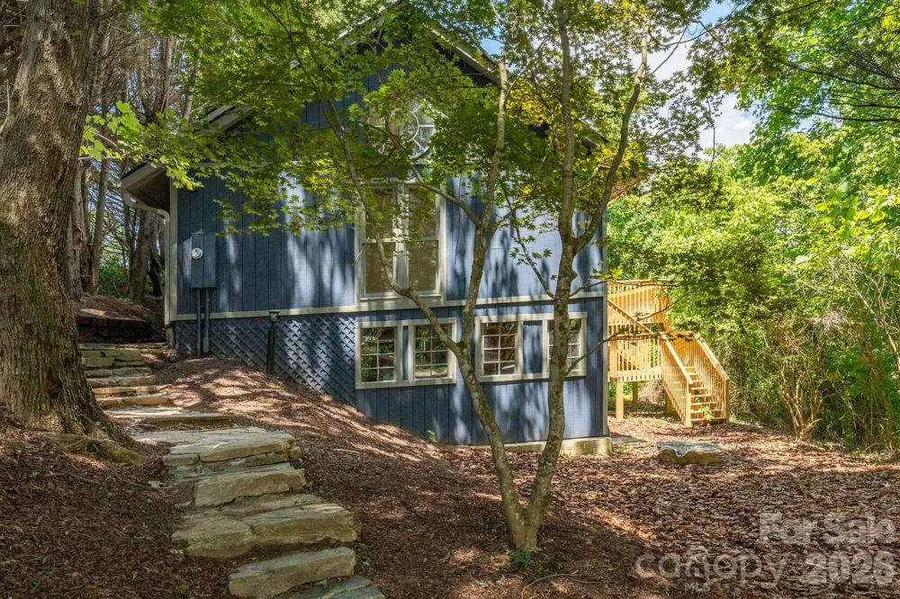 366 Cabin Hollow Drive Marshall, NC 28753