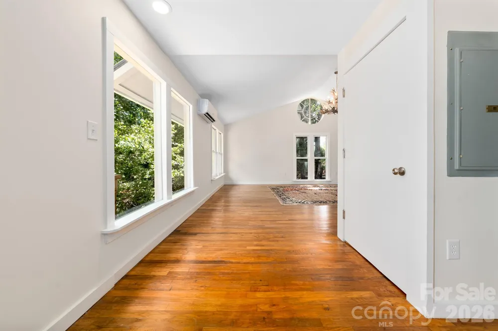 366 Cabin Hollow Drive Marshall, NC 28753