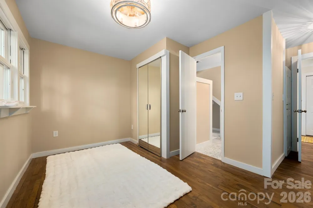 366 Cabin Hollow Drive Marshall, NC 28753