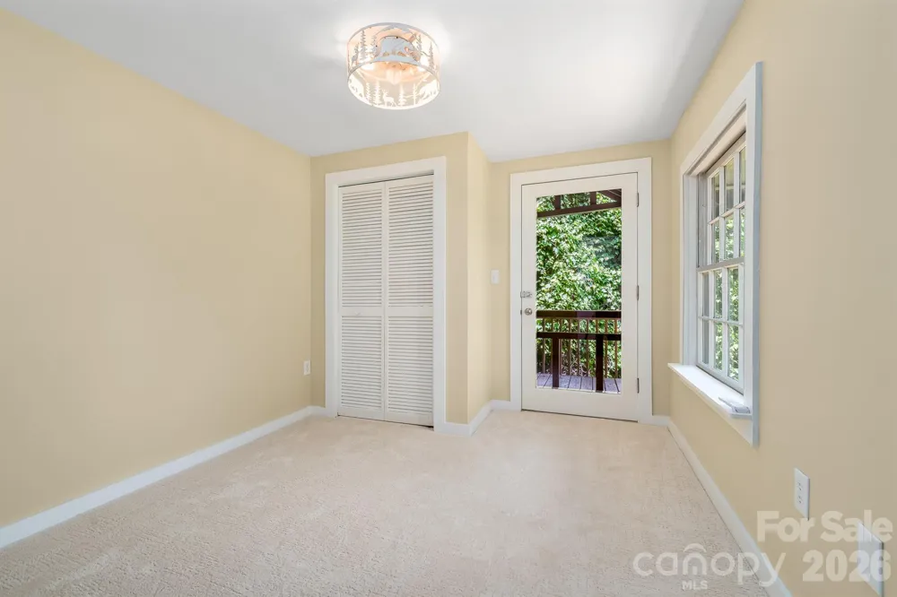 366 Cabin Hollow Drive Marshall, NC 28753