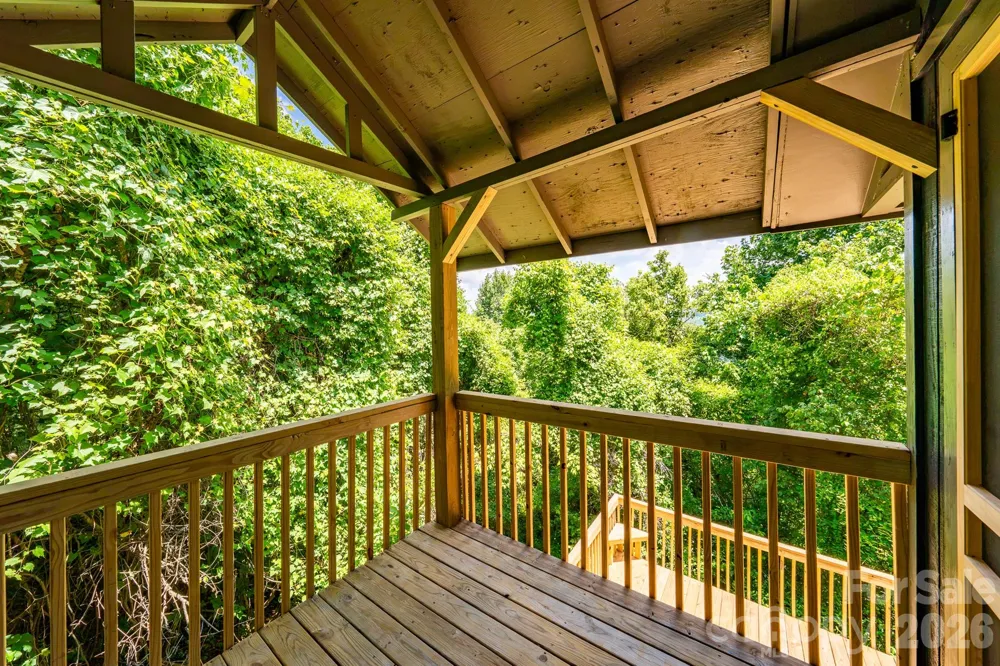 366 Cabin Hollow Drive Marshall, NC 28753