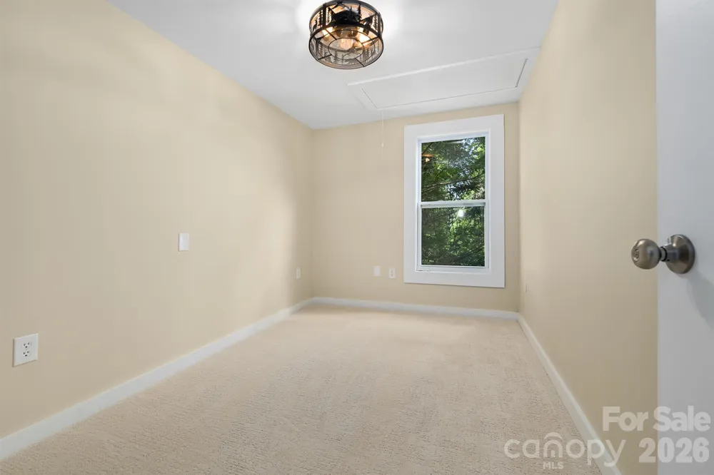 366 Cabin Hollow Drive Marshall, NC 28753