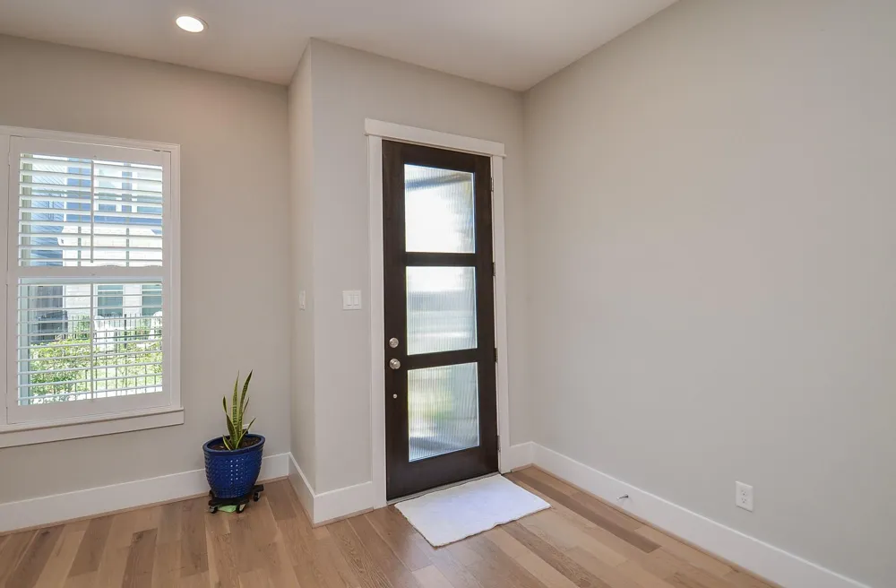 12551 Malachite Way Houston, TX 77077