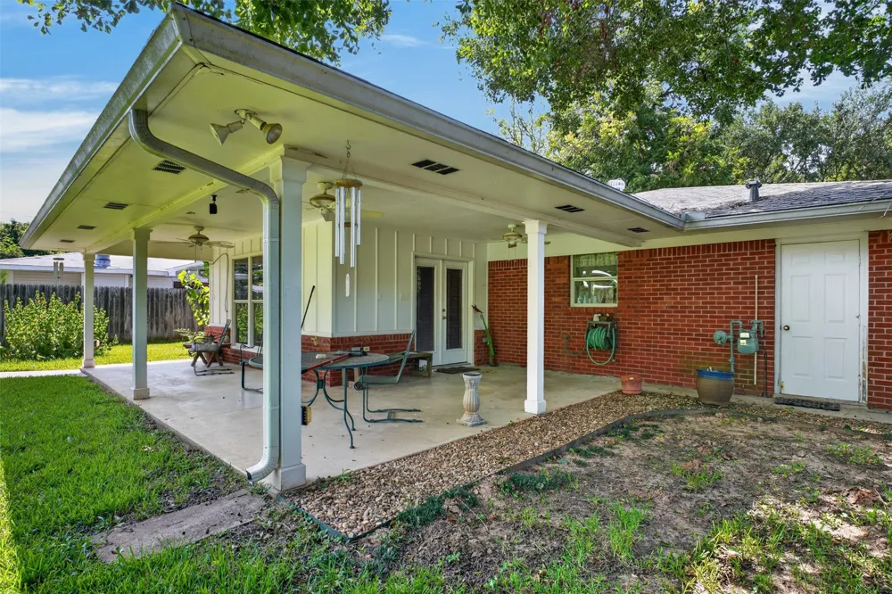 326 Meadowbrook Lane Shreveport, LA 71105