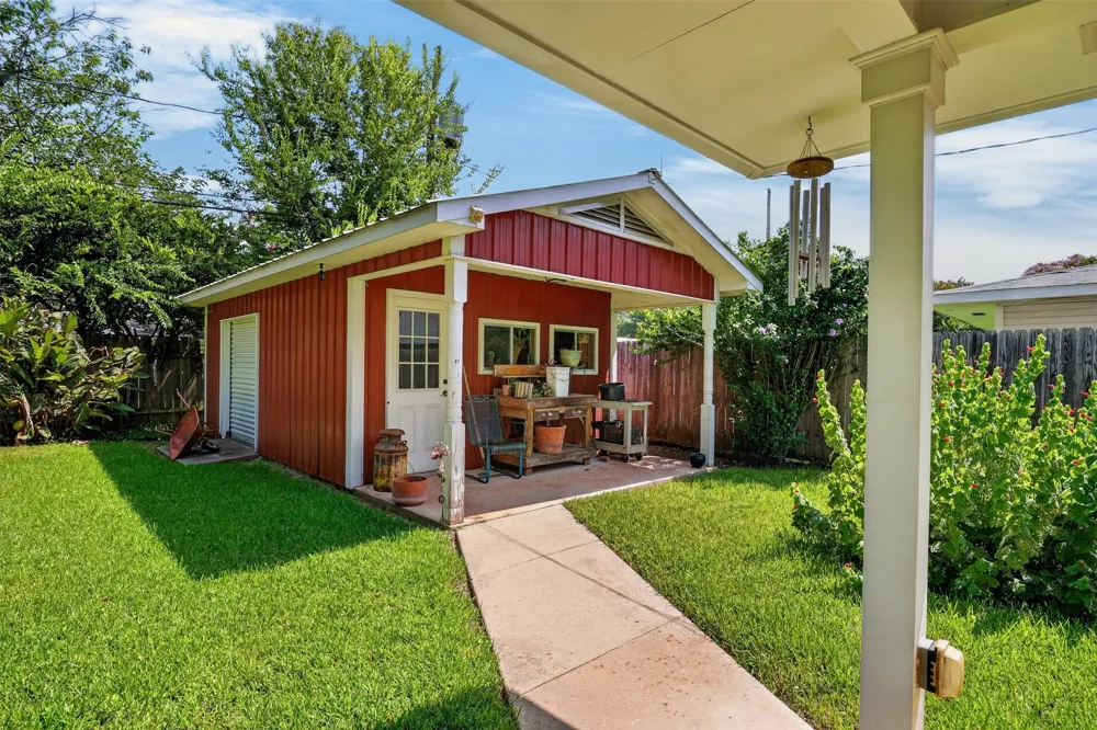 326 Meadowbrook Lane Shreveport, LA 71105