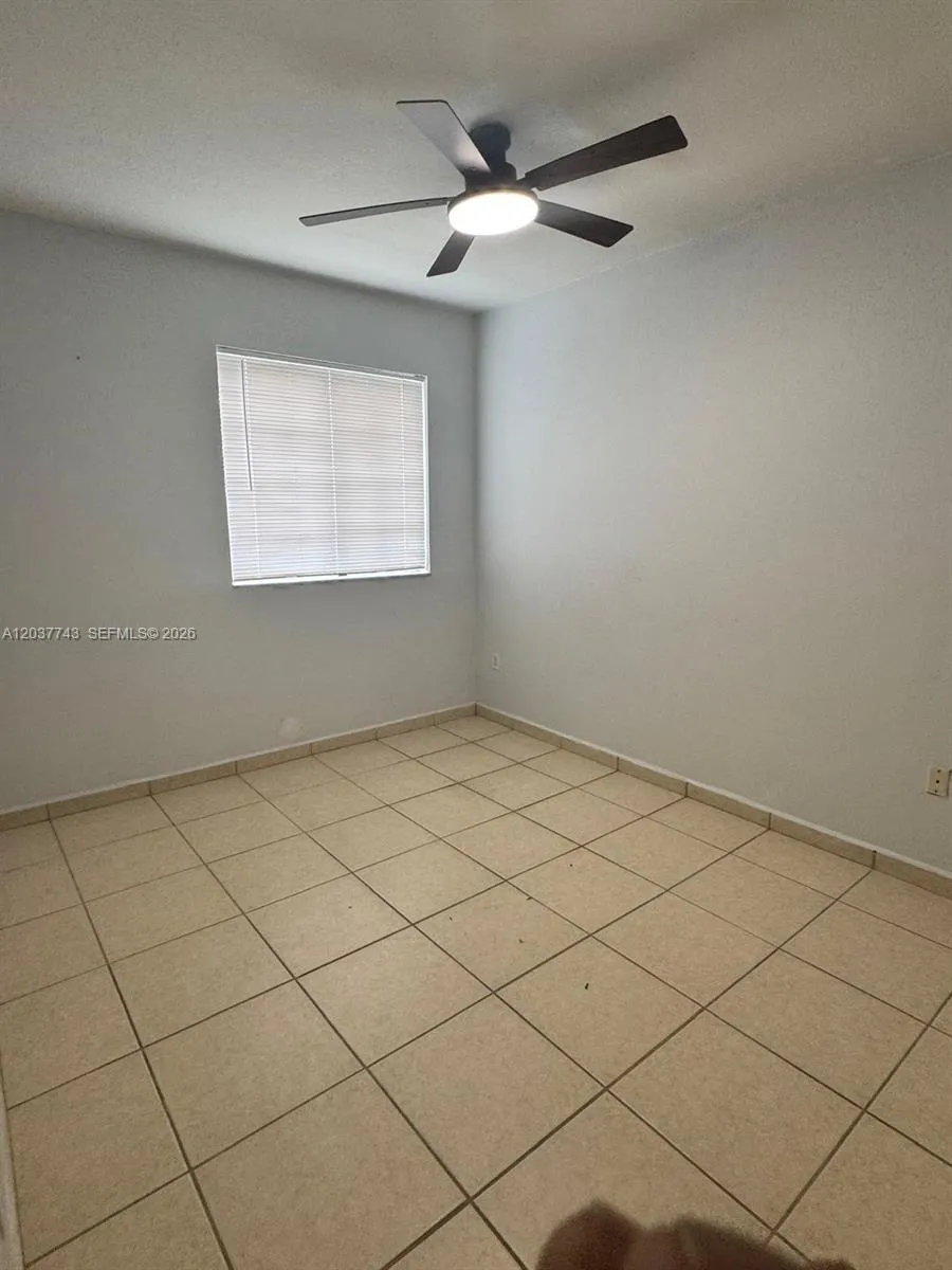 7502 NW 175th St #7502 Hialeah, FL 33015