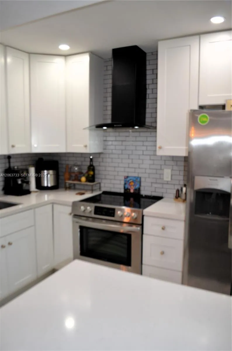 11554 NW 10th St #11554 Pembroke Pines, FL 33026