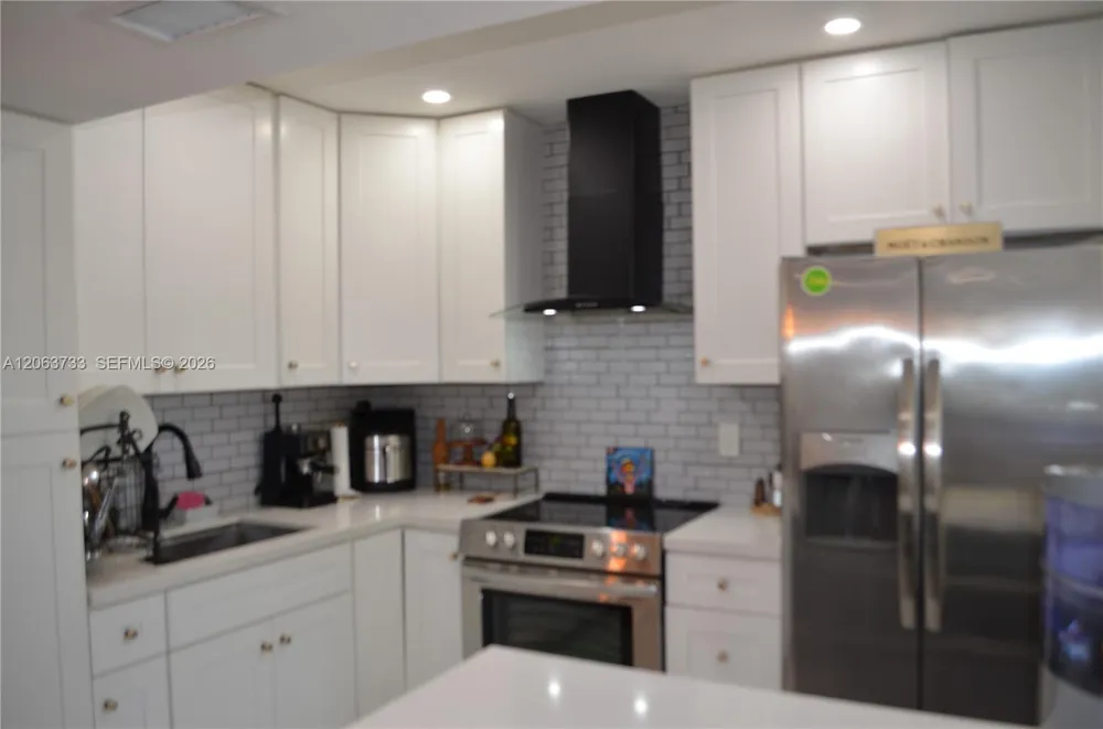 11554 NW 10th St #11554 Pembroke Pines, FL 33026