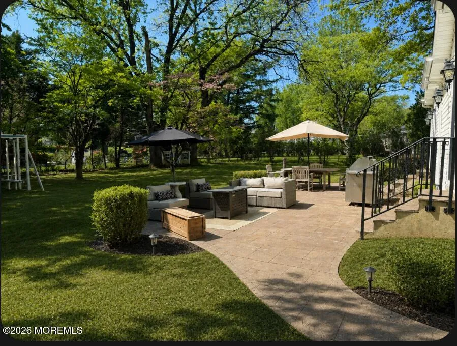 14 Silverbrook Place Lincroft, NJ 07738