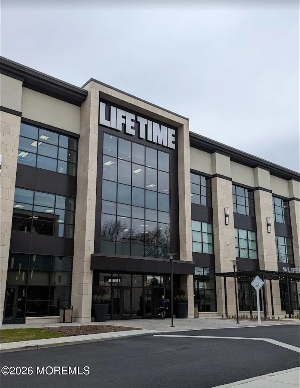 14 Silverbrook Place Lincroft, NJ 07738