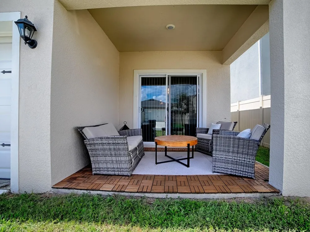 6149 GALLOPING DRIVE Apopka, FL 32712