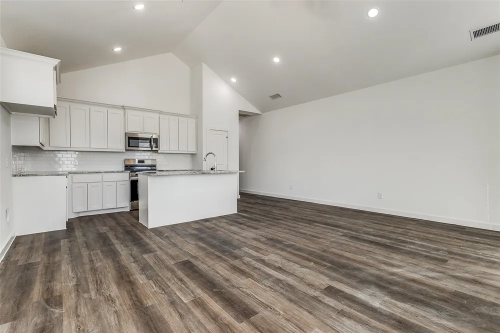 1025 Ray Drive Denison, TX 75020
