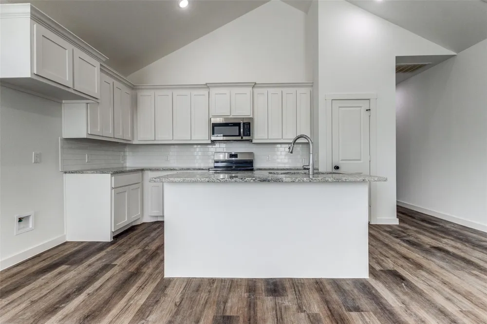 1025 Ray Drive Denison, TX 75020