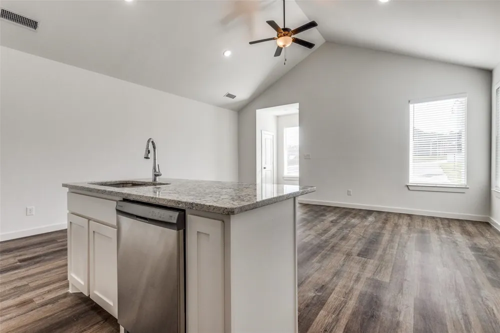 1025 Ray Drive Denison, TX 75020