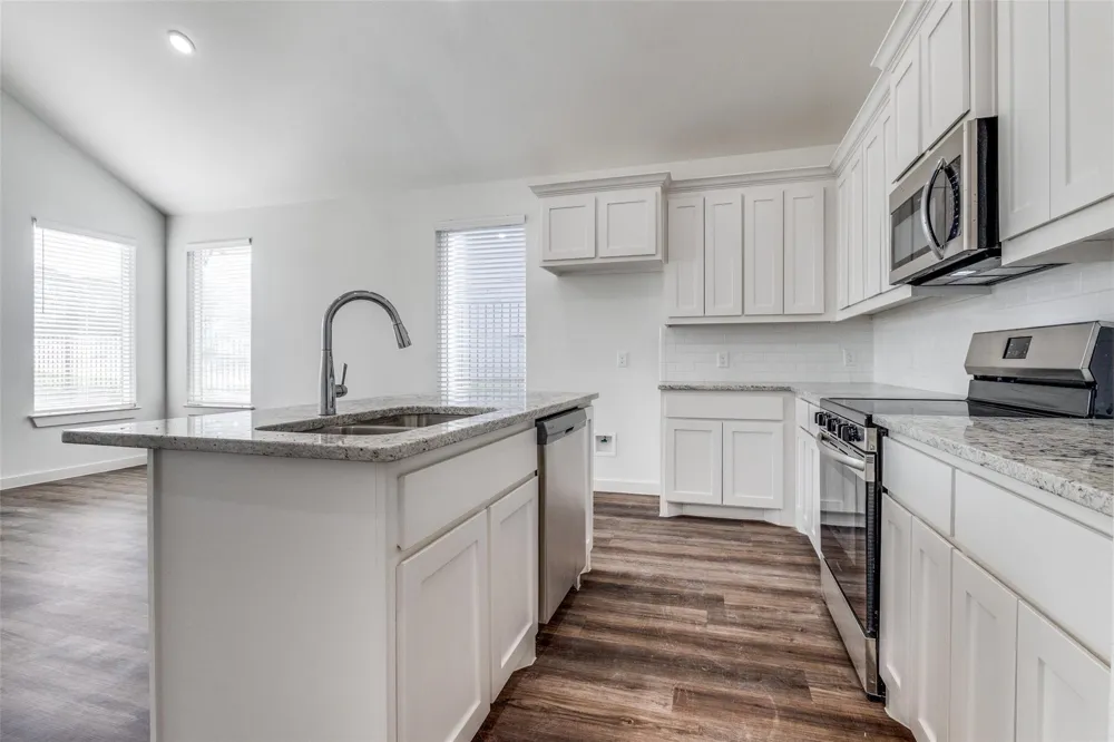1025 Ray Drive Denison, TX 75020