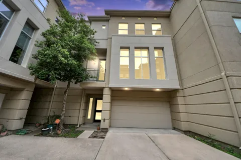 1112 Columbus Street #B