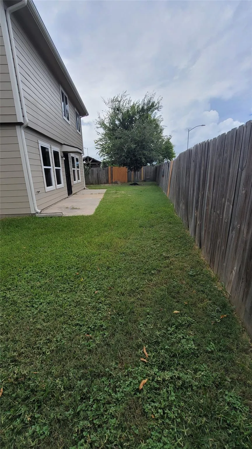 4334 Buras Pass Lane South Houston, TX 77045