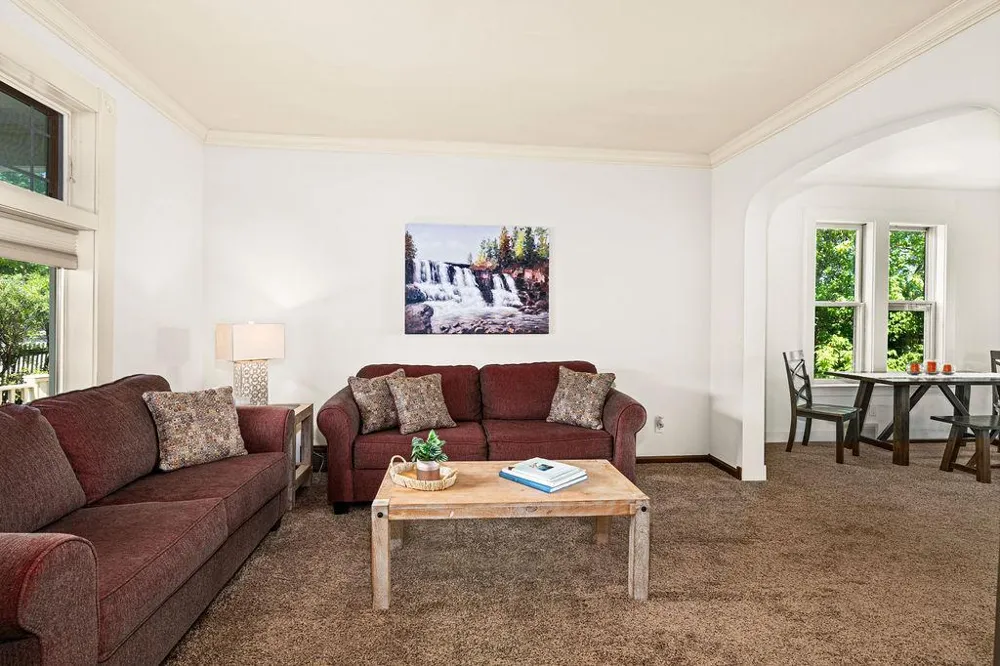 410 E 7th Street Duluth, MN 55805