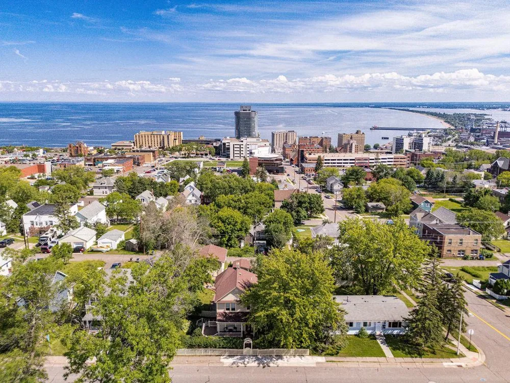 410 E 7th Street Duluth, MN 55805