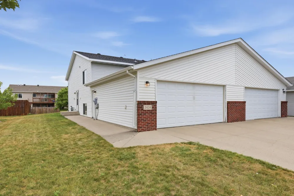 3424 16th Street S Moorhead, MN 56560
