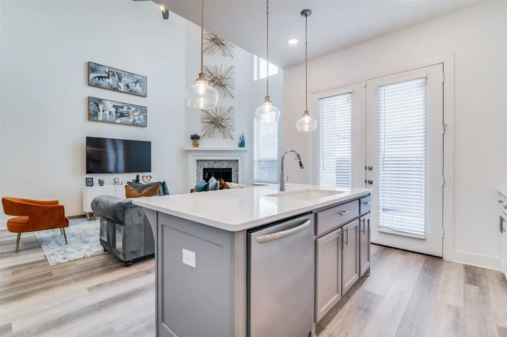1118 Queensdown Way Forney, TX 75126