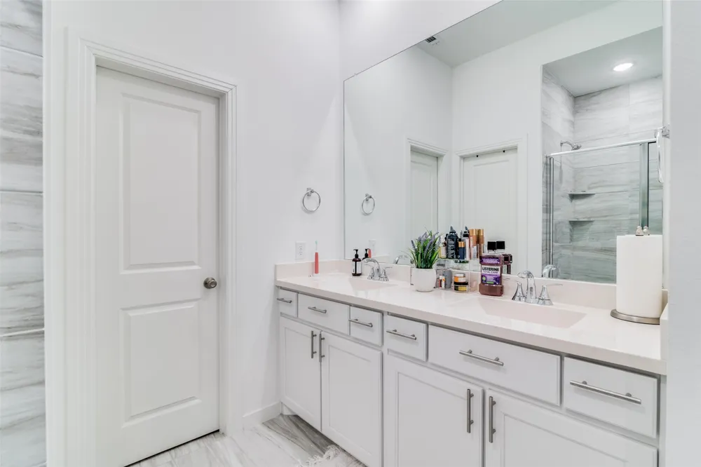 1118 Queensdown Way Forney, TX 75126