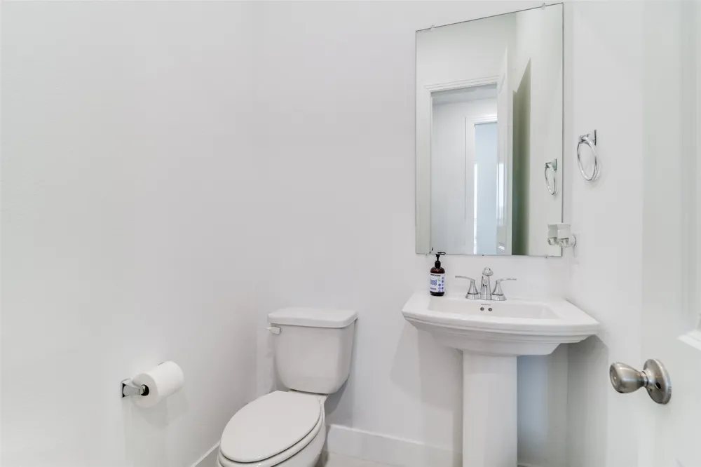 1118 Queensdown Way Forney, TX 75126