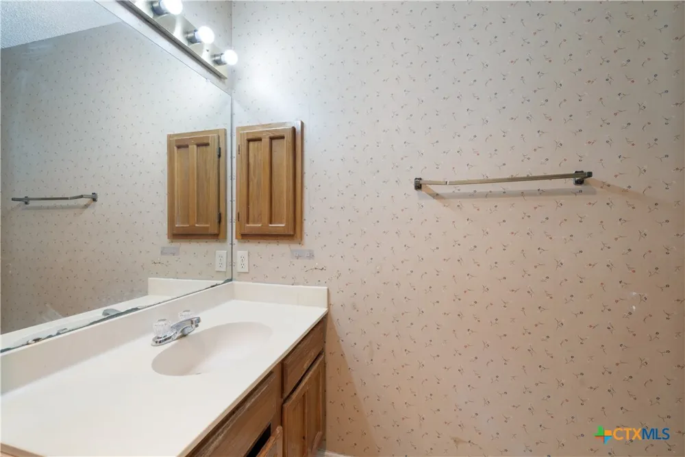 1202 Thorpe Lane #216 San Marcos, TX 78666