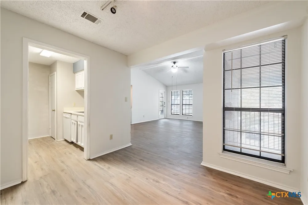 1202 Thorpe Lane #216 San Marcos, TX 78666