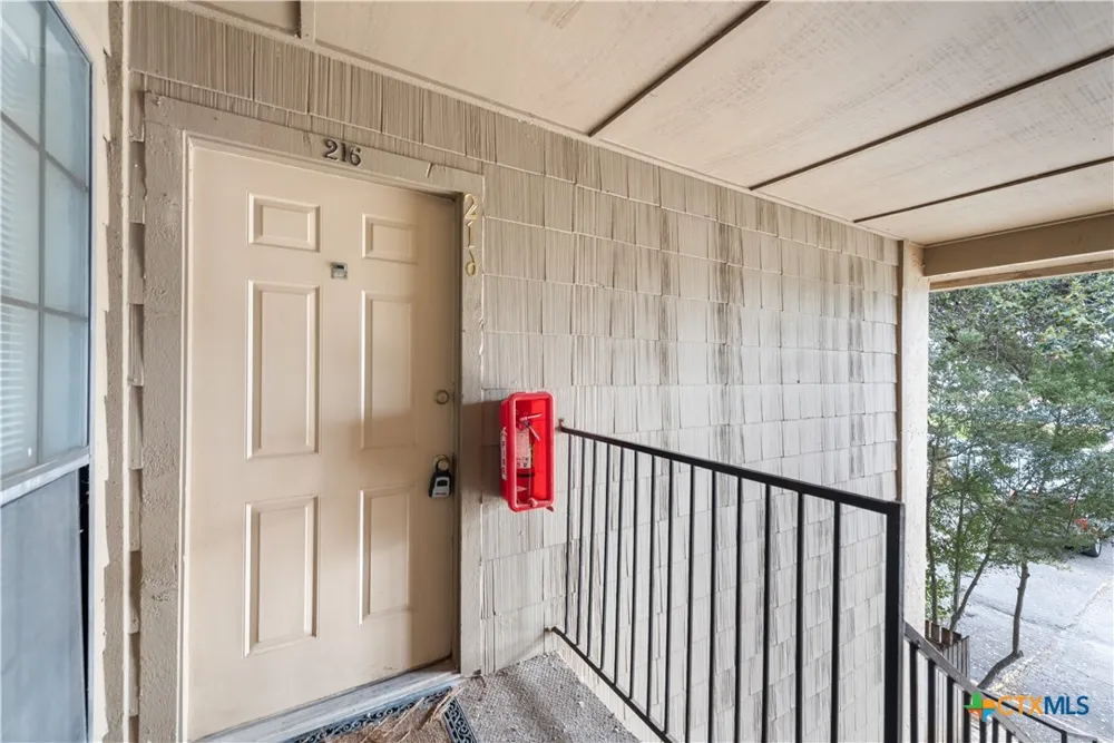 1202 Thorpe Lane #216 San Marcos, TX 78666