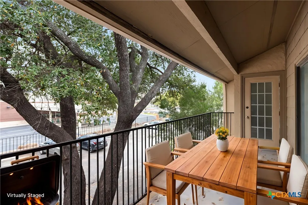 1202 Thorpe Lane #216 San Marcos, TX 78666